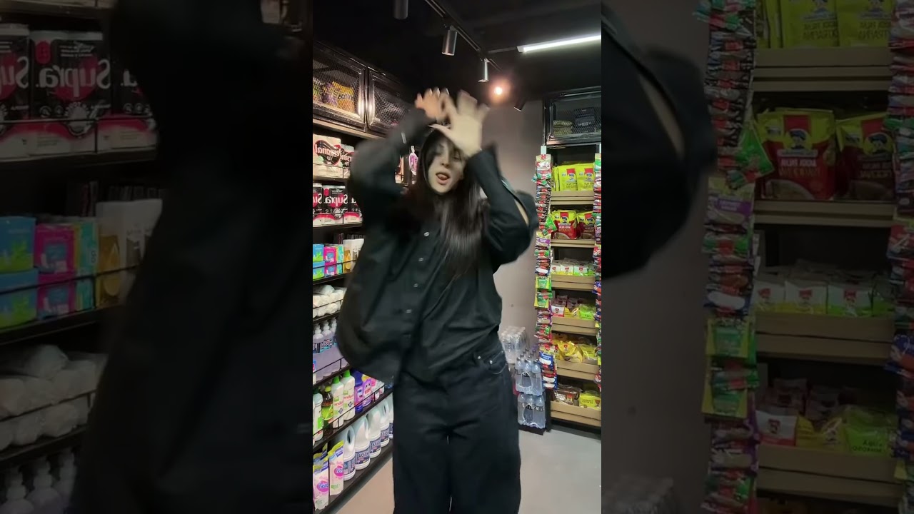 fazendo as compras e dançando #bodytype #pabllovittar