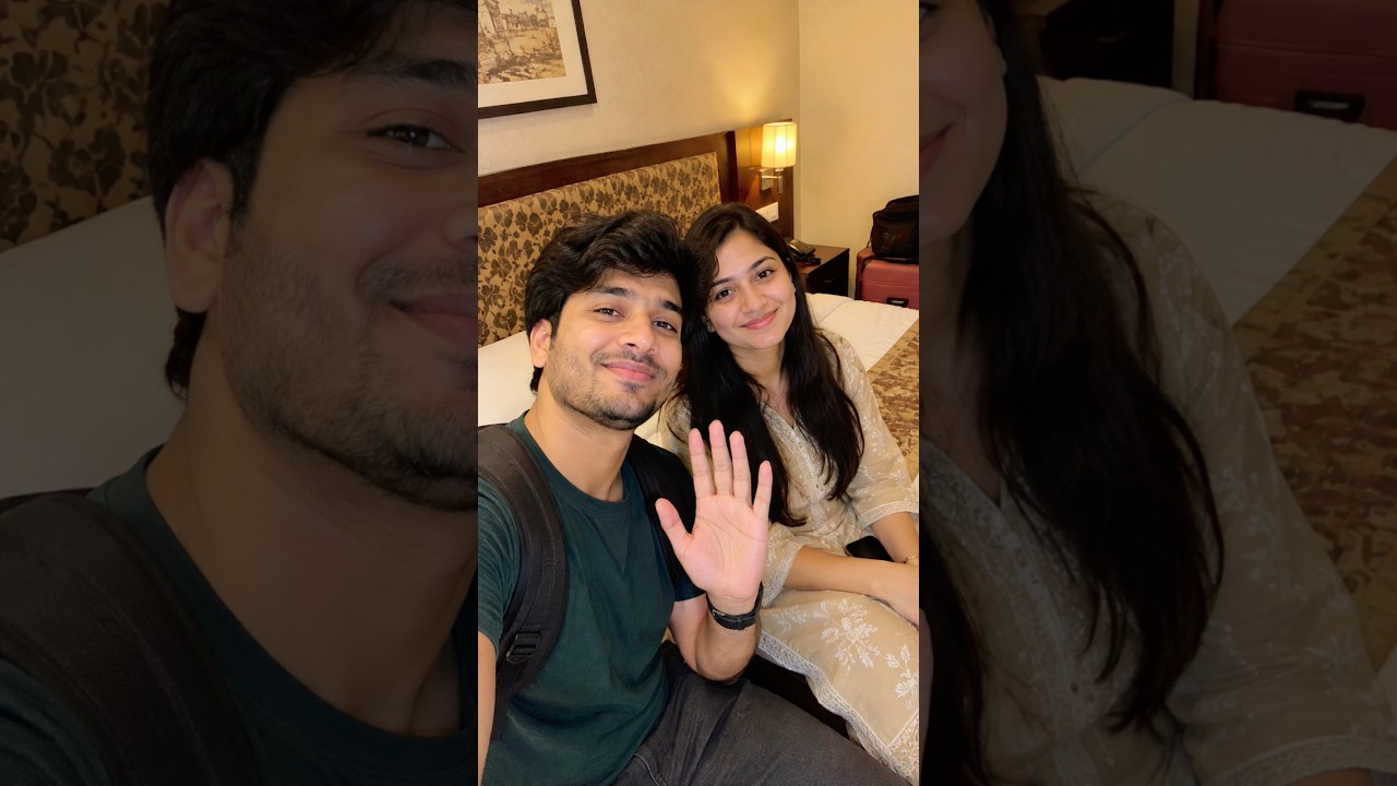How to check hidden camera in hotel room.👀 #hiddencamera #oyo #oyorooms #shortsviral