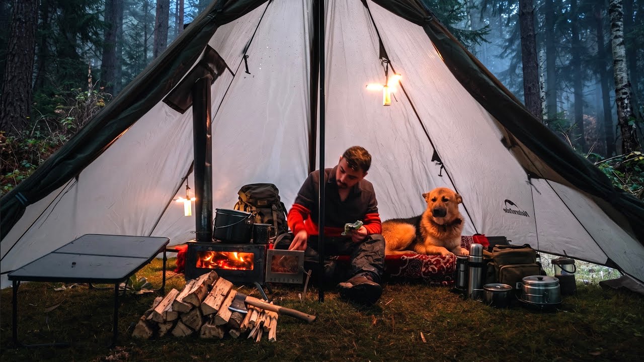 7 Days of Bushcraft Camping Adventures with My Dog 