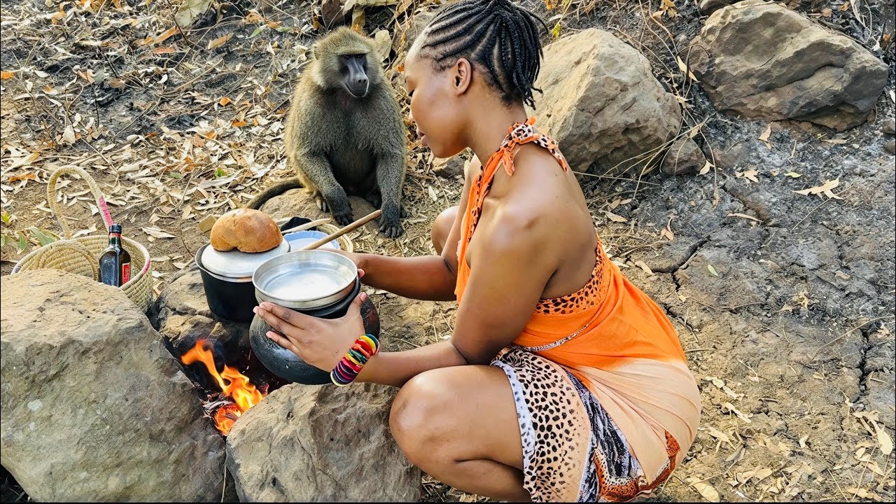 No Electricity,No Fridge,Traditional Meat Preservation in An African Village( Wild Baboons Spotted)