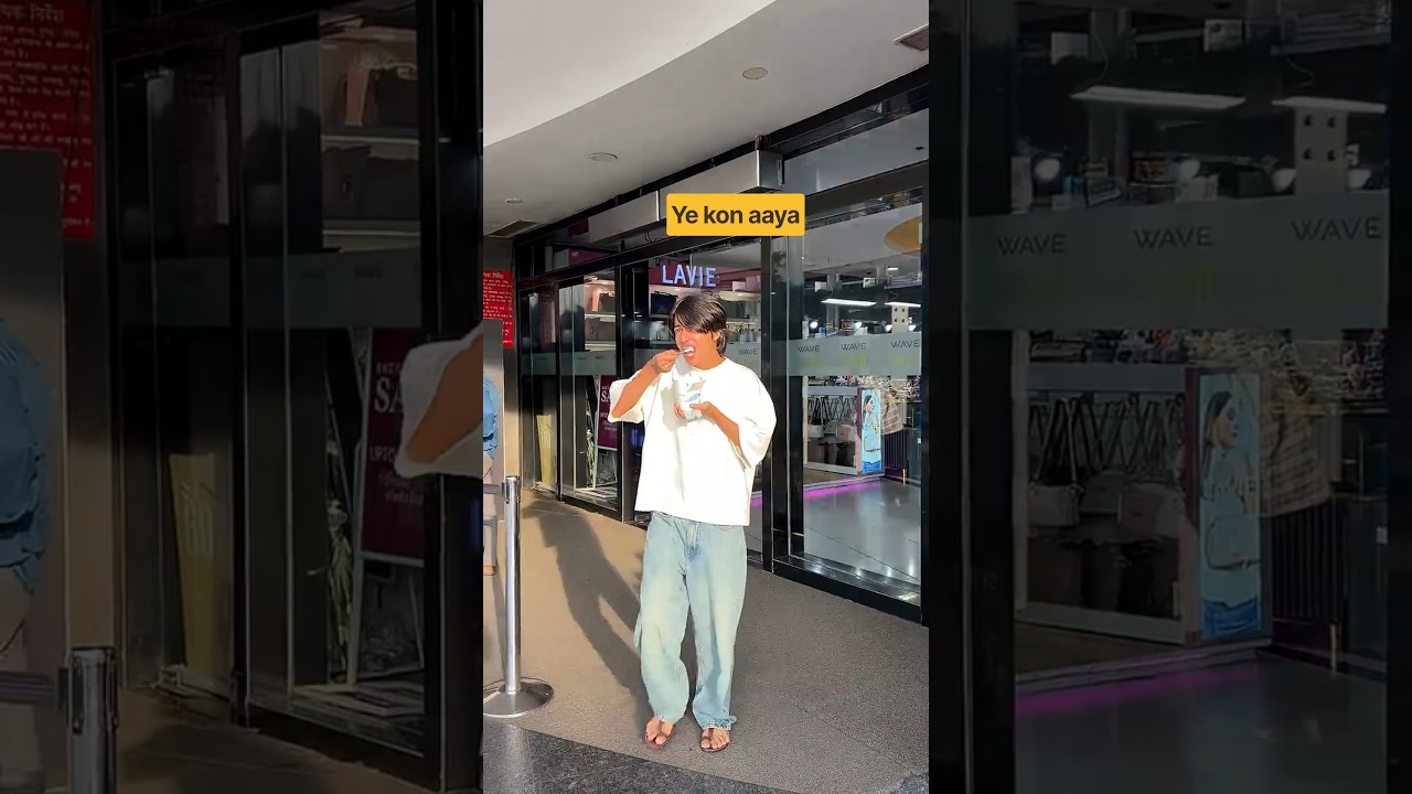 Ye kon dikh gaya 😲#comedy #familyvlog #minivlog #shorts