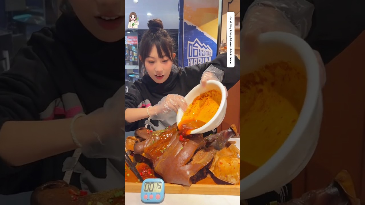 "Thánh Đớp Nữ" Thử Thách Chiếc Đầu Bò Một Cách Đơn Giản #shortvideo #mukbang