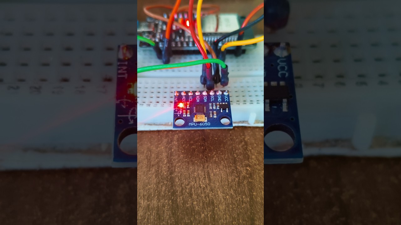 🔥 I Built an ESP32 Air Mouse! 🖱️ | MPU6050 Bluetooth Mouse #Shorts