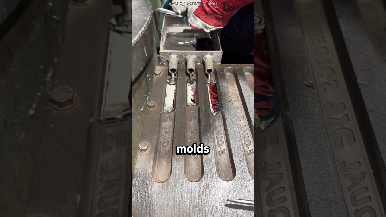 Satisfying molten metal casting process (@Calz_1)