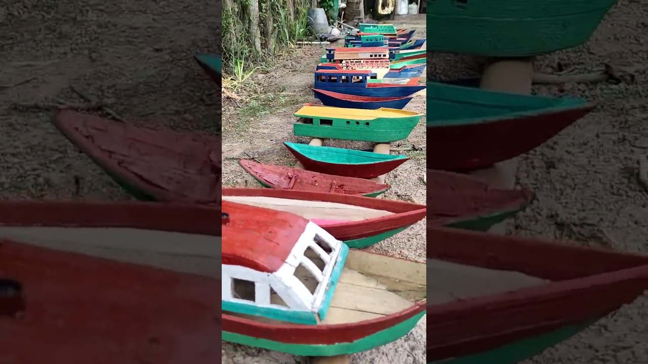 Tumpukan Mainan Speed Boat