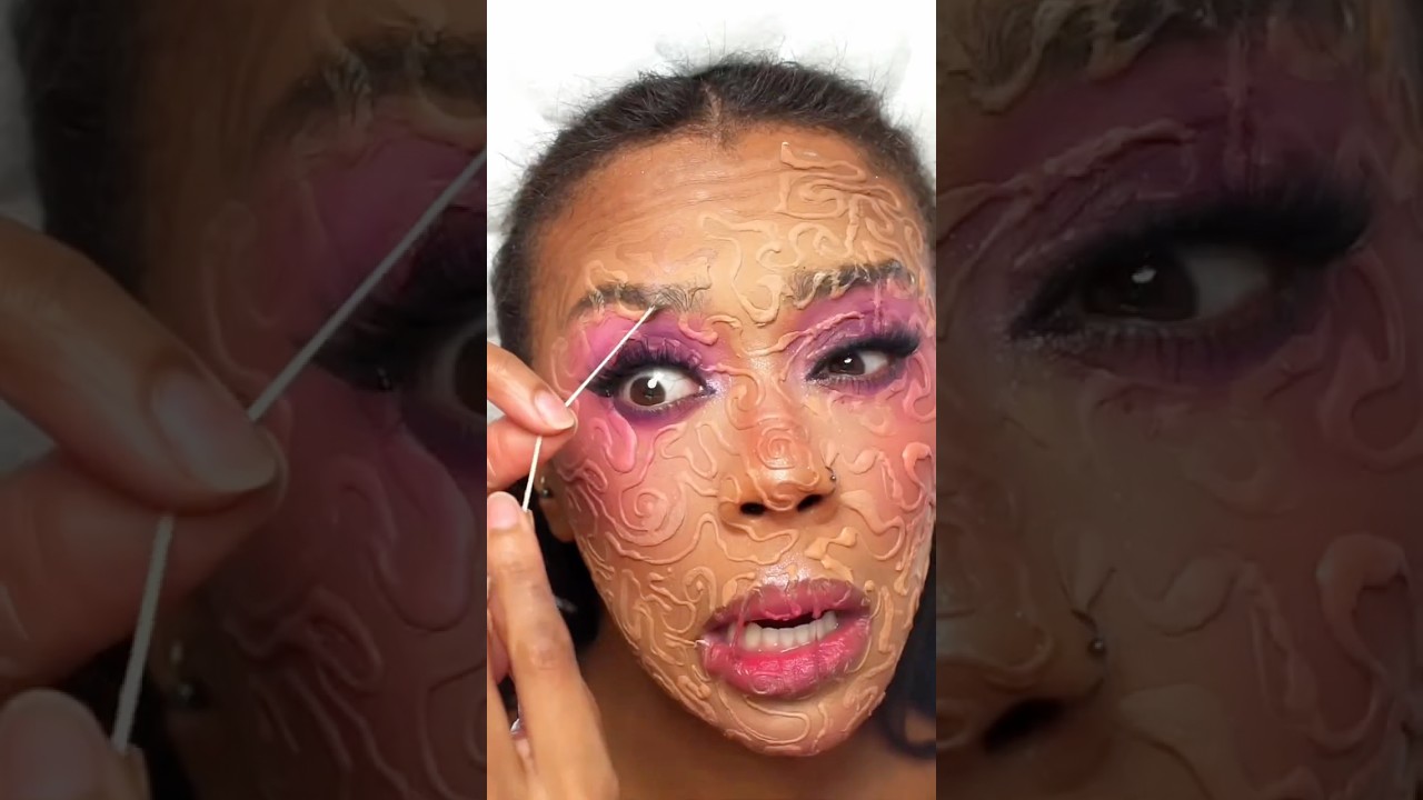 Squiggly Latex Makeup Tutorial! 💄🤪
