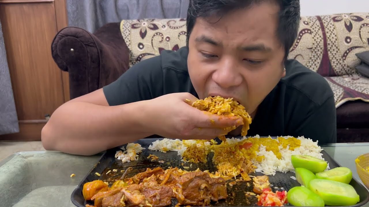 Fresh Pork with Dry Bamboo shoot| Garlic King chilli Chutney|Kitchen with Boo Family