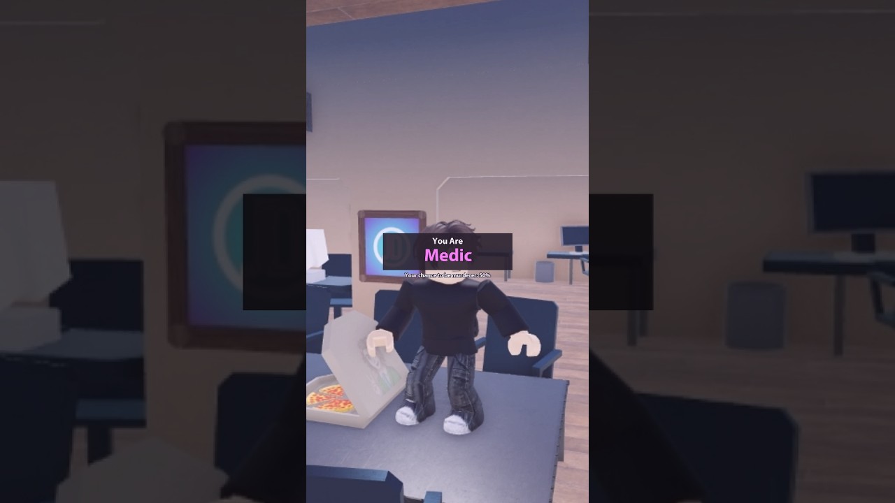 Medic role in Murder Mystery 2.. 👨🏻‍⚕️ #roblox #shorts #murdermystery2 #mm2roblox