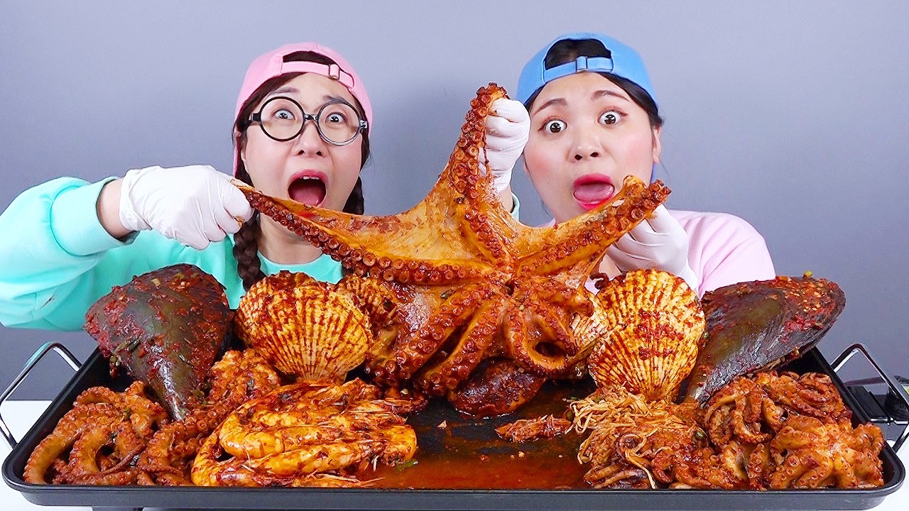 Rebusan Makanan Laut Pedas Gurita Udang Mukbang DONA