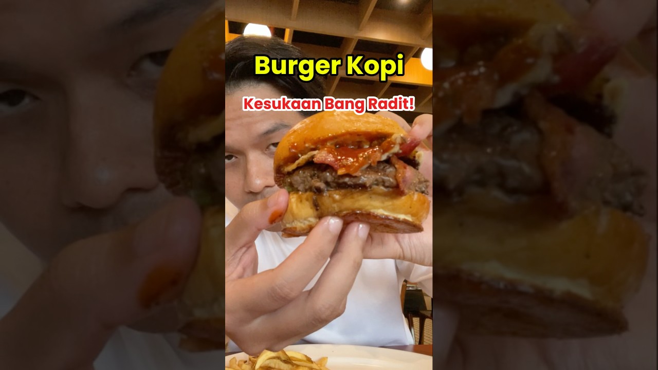 Kira2 gimana ya rasa burger kesukaannya bang Radit 🤔 #burger #food #foodreview