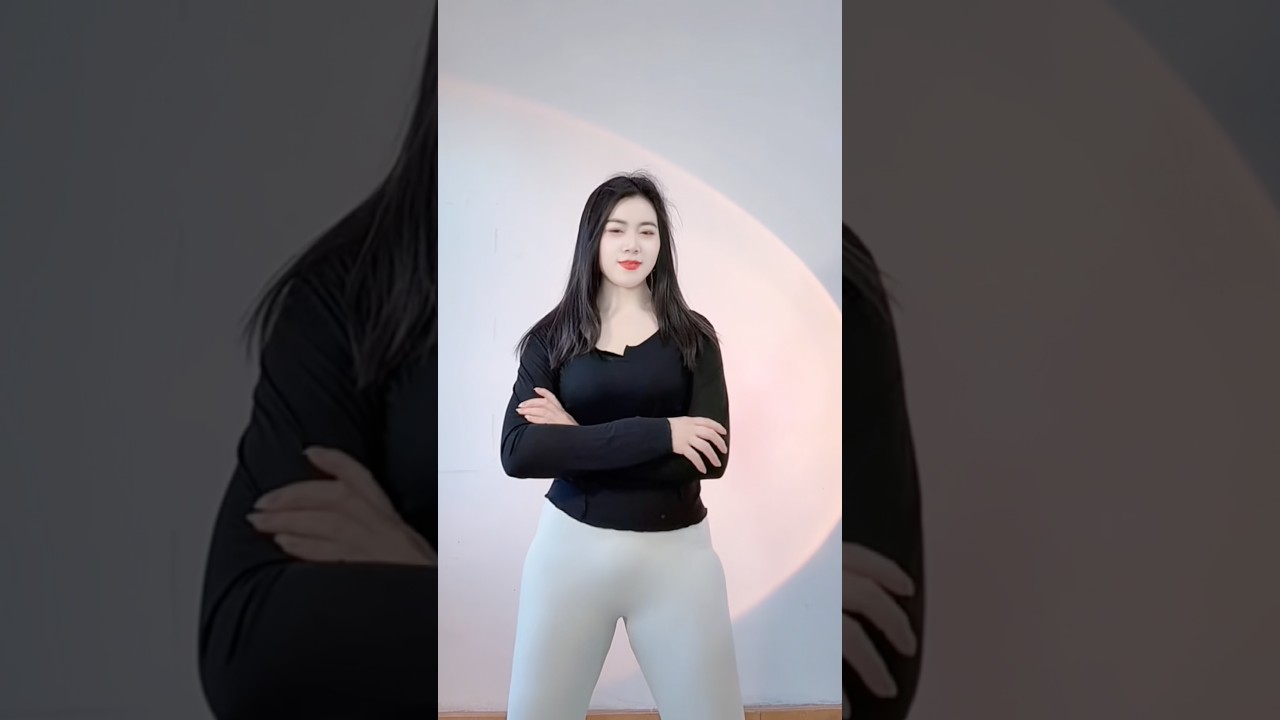 #dance #chinesedancer #bestshuffle #beauty #trending #cute #beautiful #dancing #youtubeshorts