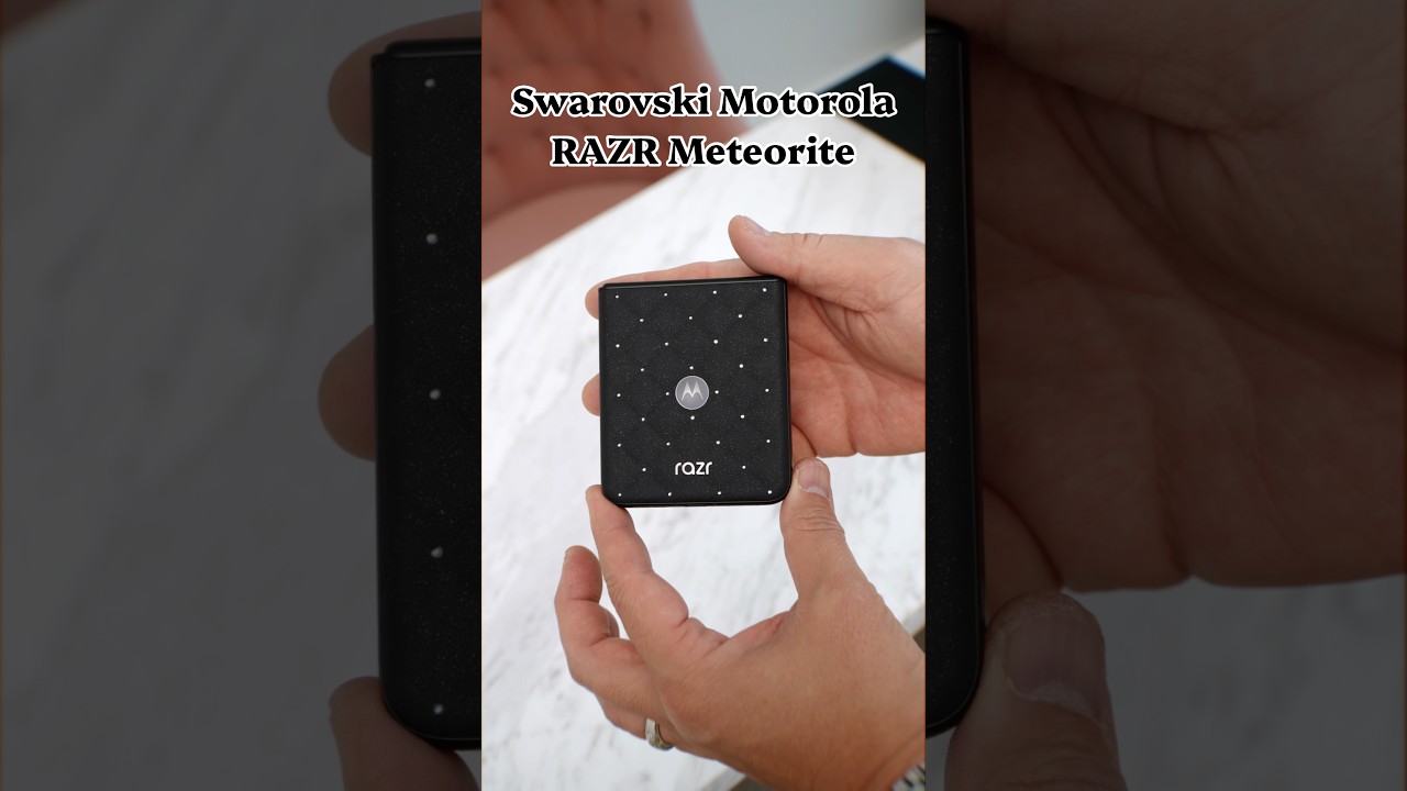 New Motorola RAZR Unboxing in Pantone Meteorite: Brilliant!
