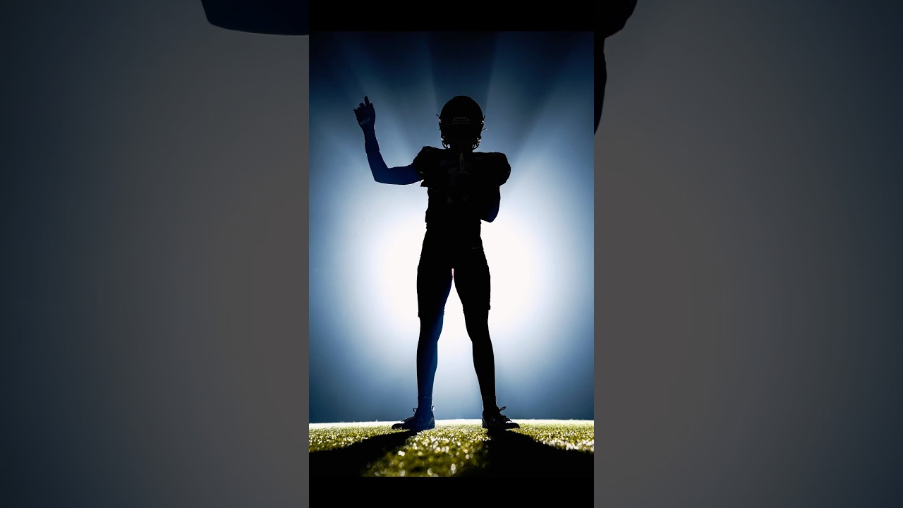 Who doesn’t love a silhouette?? Another football media day in the books!!
