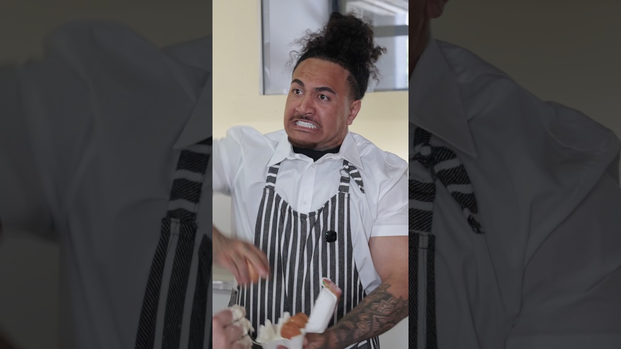 Cook the man some eggs🥚#kitchen #chef #comedy