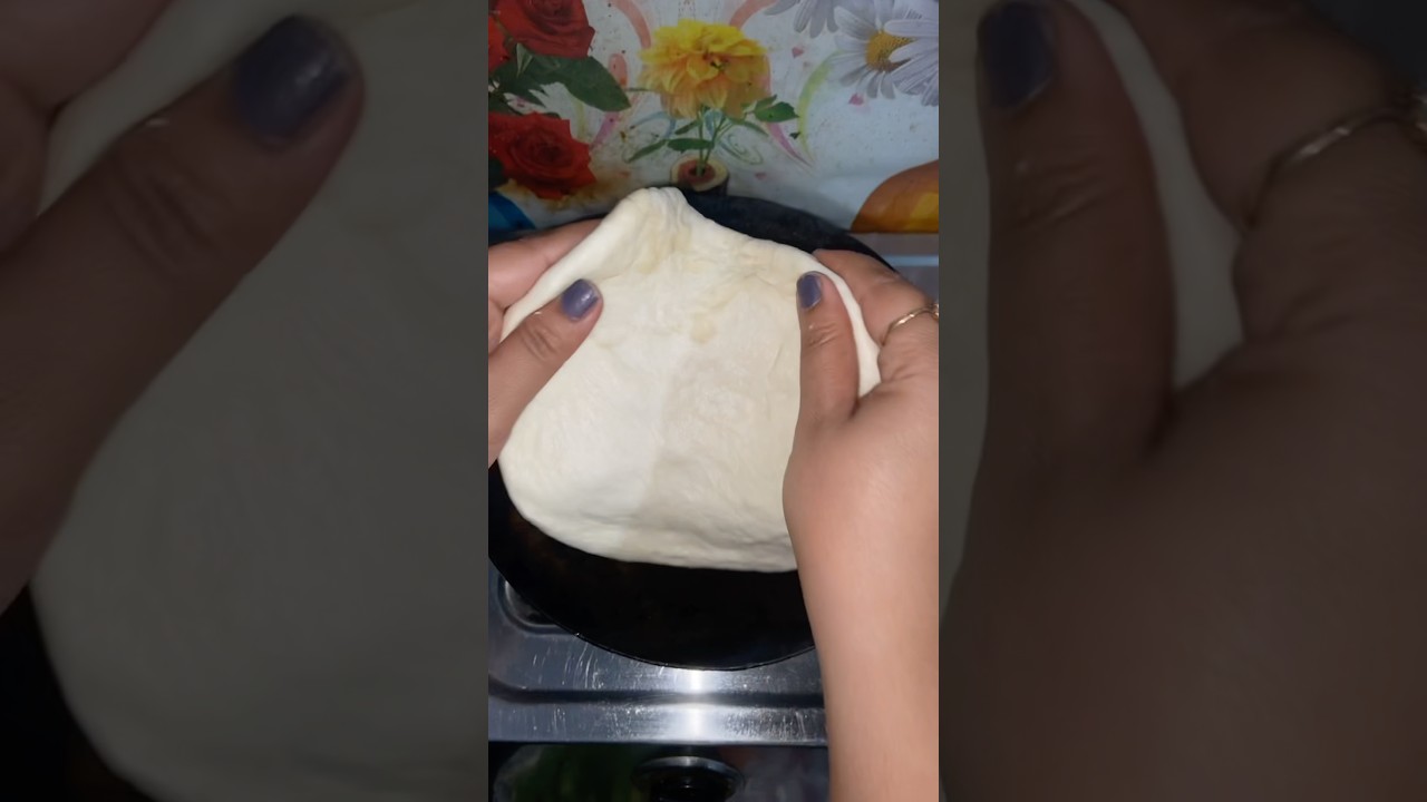 जुगाड़ के सहारे हूँ 😂 #recipeshorts #pizza #streetfood #youtubeshorts #funny