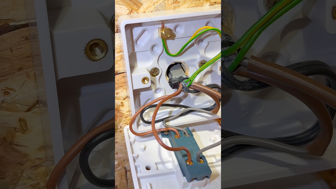 How To Wire An Intermediate Switch Like A Pro 👌