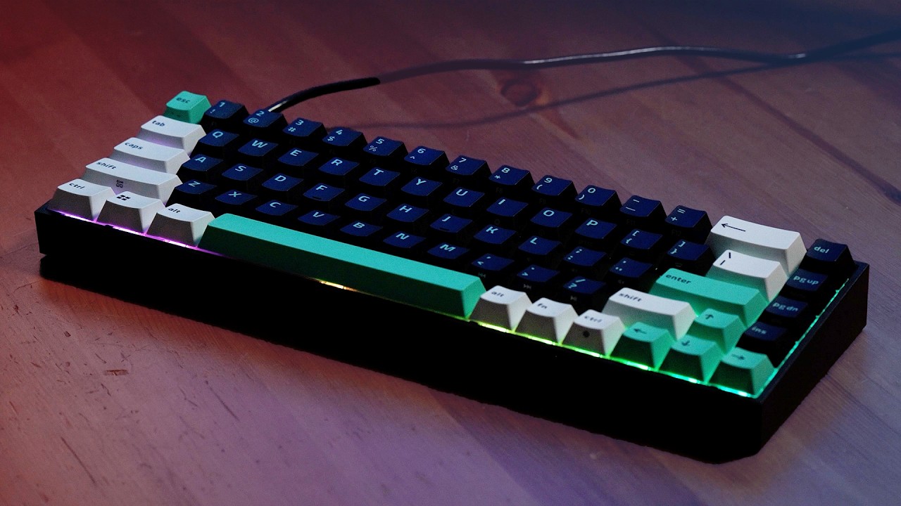 Razer Reclusa X Mini 65 Review - Tiny, Clacky & Astonishing Value
