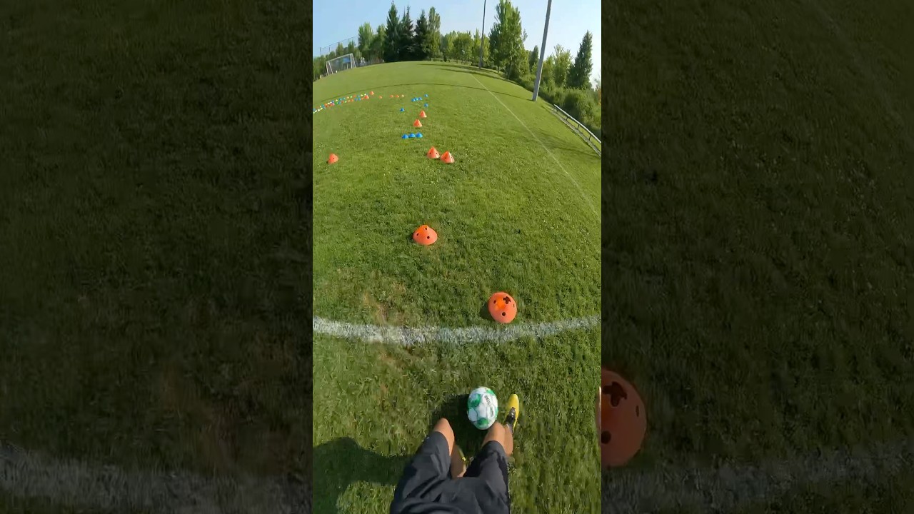 PURE MAGICAL MESSI FOOTWORK🔥 #soccer #footwork #football #footballskills #skills #messi