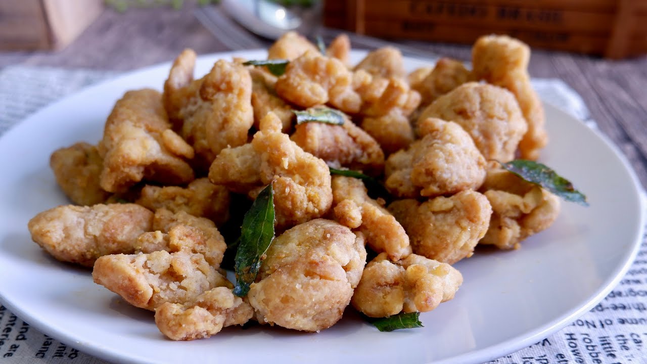 9-Ingredient Salted Egg Popcorn Chicken 咸蛋黄金鸡丁 Singapore Zichar Chinese Fried Crispy Chicken Recipe