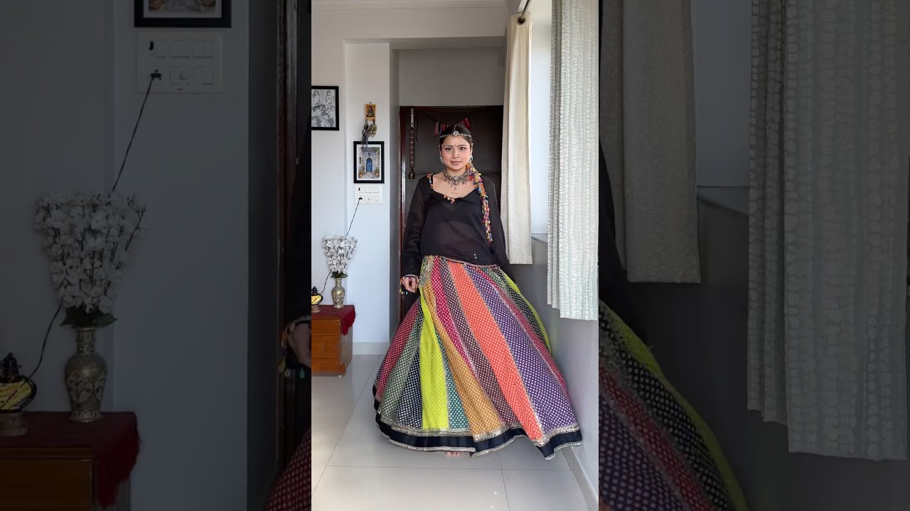 Restyling my old chaniya choli✨ #navratri #fashionhacks #upcycling #garbaoutfits #shorts #diyfashion