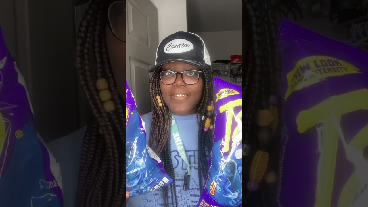 BLUE TAKIS Eating Mukbang #takis #takismukbang #bluetakis #eating #crunchyasmr #food