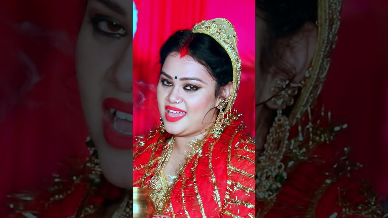 जगदम्बा घर में दियरा बार अइनी हे 🙏🪔 | Anu Dubey Devi Geet #shorts #viral