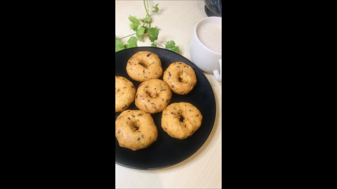 Medu Vada | Ulundu Vada | Urid dal Vadai recipe #shorts