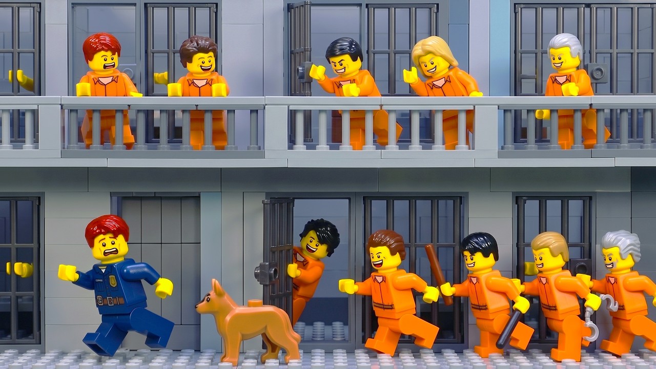 Outlaws Controlled LEGO City Lockup 🔥 Can the Cop Escape? | LEGO Land | Lego Stop Motion