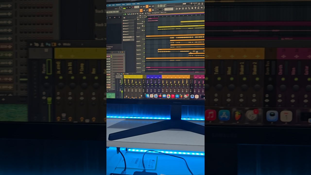 From an idea in a notebook to a track in the DAW 🎶✨