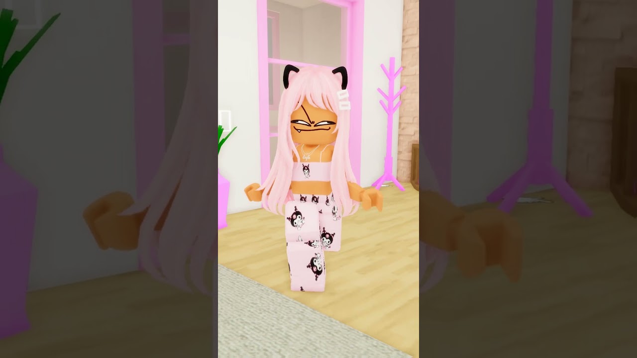I woke my parents up for their anniversary😈🥳#robloxshorts #roblox