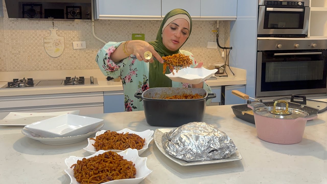 الناس كلها بترجع من السفر تنام وانا نص الليل في المطبخ 
