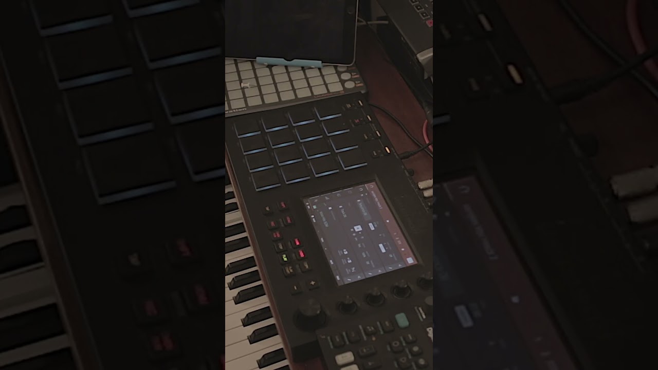 Revisiting #voicesamples #sampledbeats #akaimpc #boombaptypebeat #beatmaking