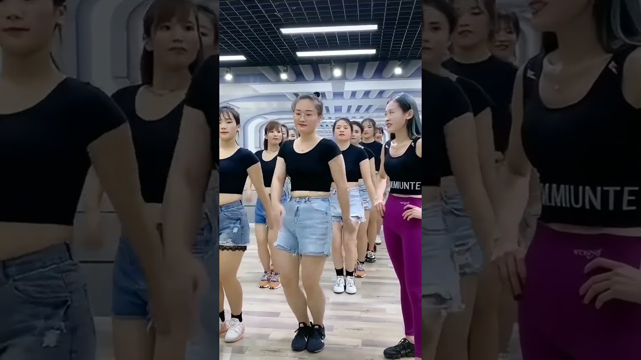 Wanyomori China's #1 Zumba Craze! 15-Min Pelvic Bounce Without Gear to Burn 200 Cals Fast🥰📉💥 #Shorts