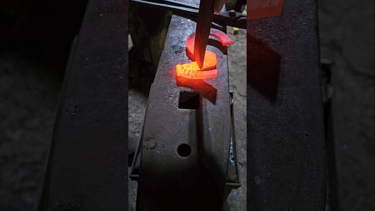 Forging the no.3 #blacksmith #forging #bending #ireland #fypシ #diycrafts