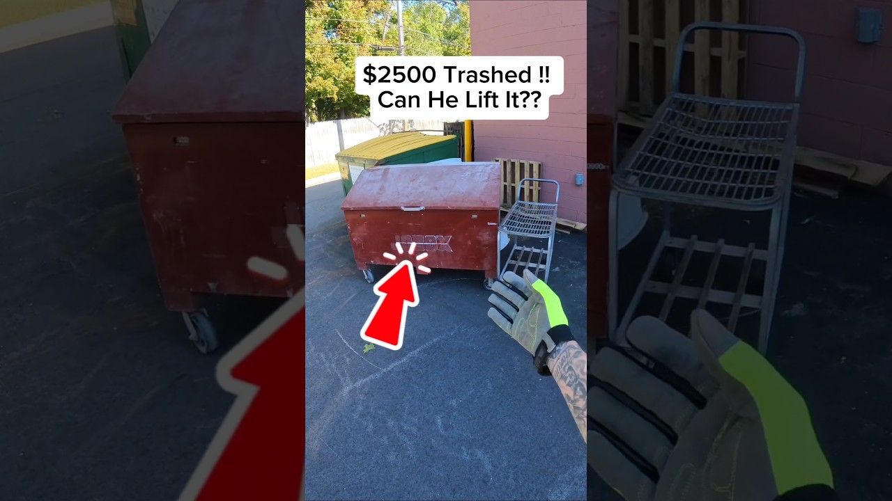 Found a $2500 dollar tool box dumpster diving! Abandoned or stolen? #dumpsterdiving