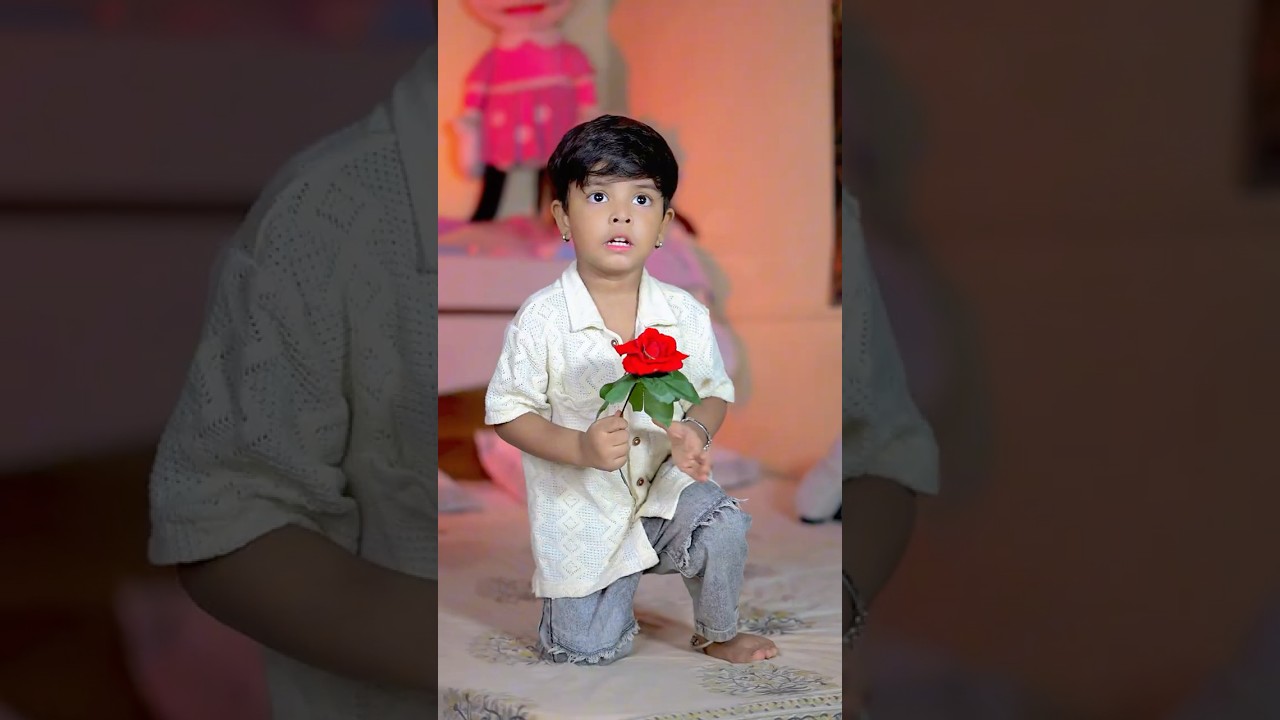 Ye Maa -Bete Bhi Na 😂| Family Comedy | #youtubeshorts #shorts #funny #comedy #funnyshorts