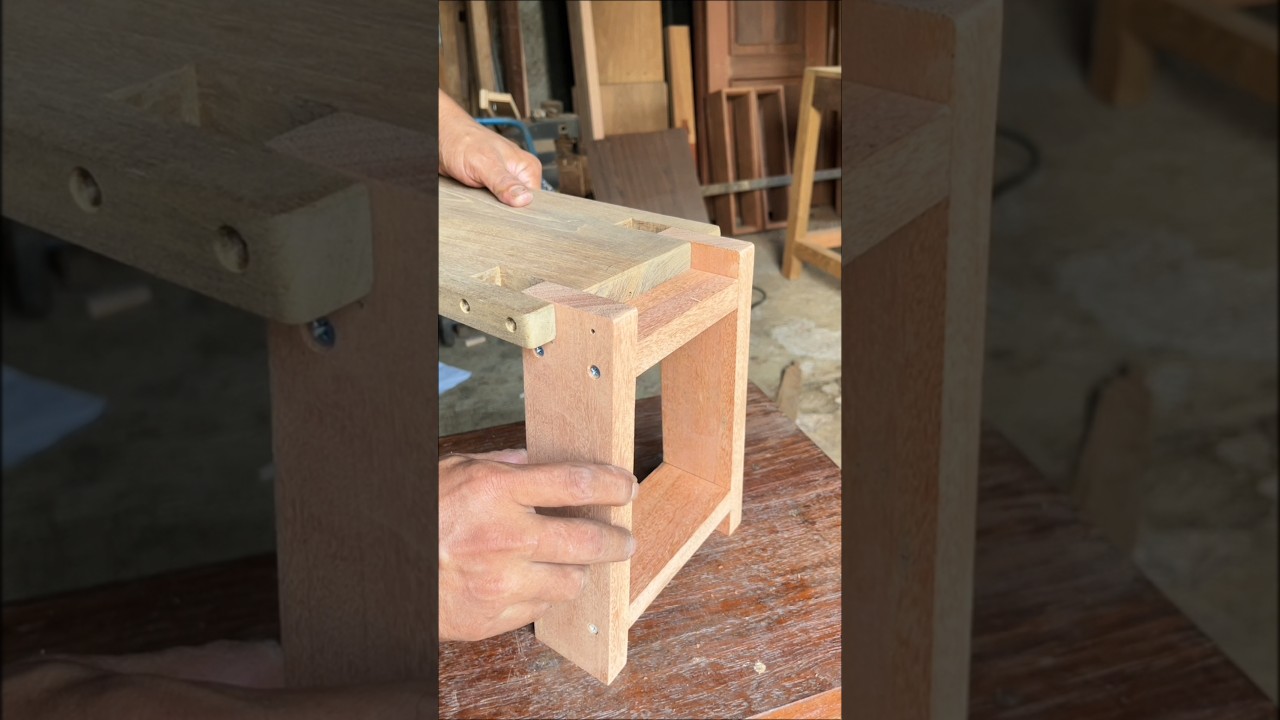 A simple wooden bench #diy #woodworking #furniture #ideas #carpenter