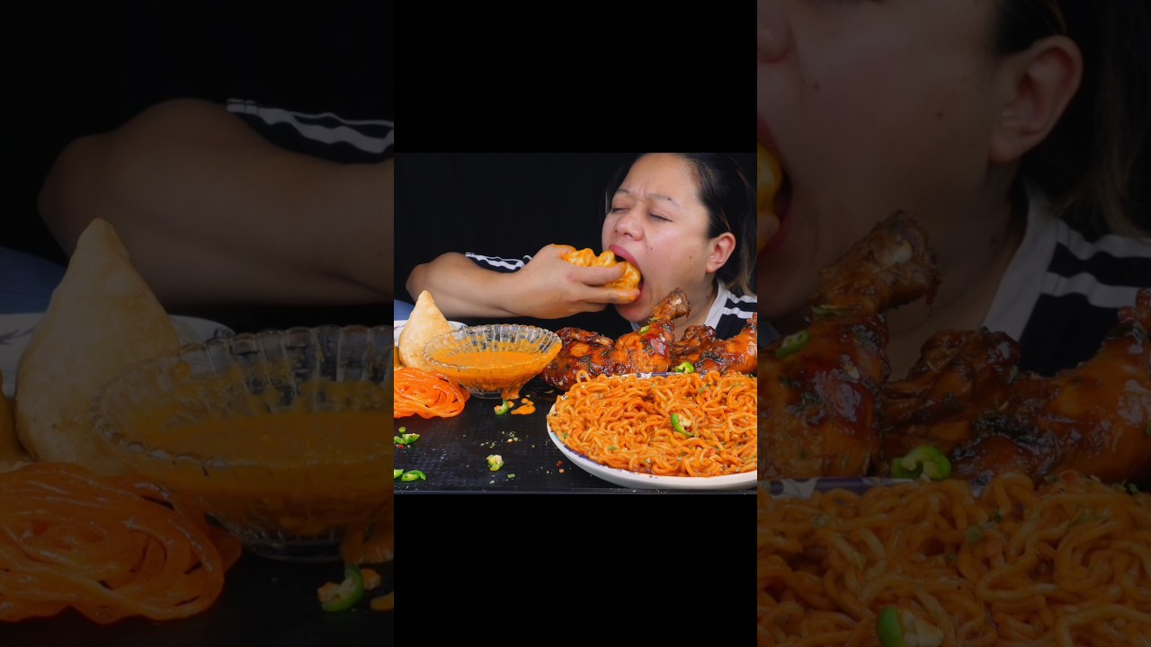 can i eat 8 big momo in 3 bites?? big bites challenge #mukbangpari #bigbites #bigbiteschallenge