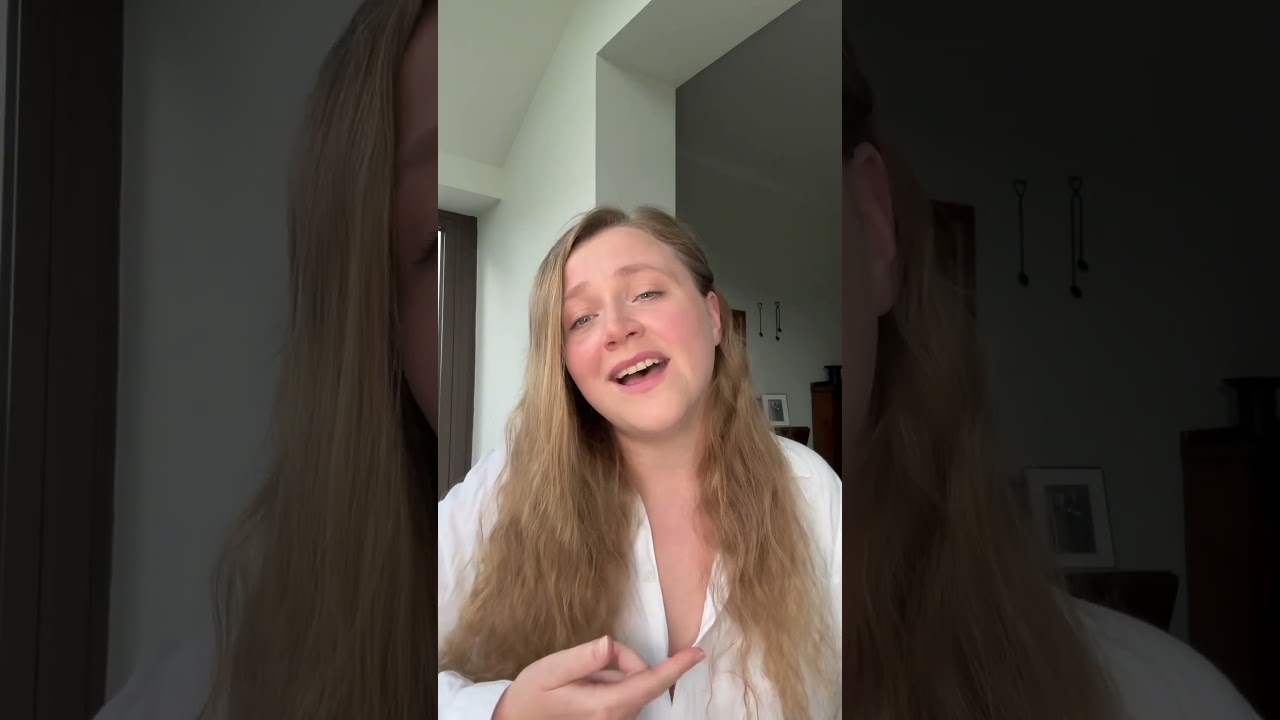 share a dance with me #jazz #jazzsinger #jazzsinging #laufey #lovesong #acoustic #jazzguitar