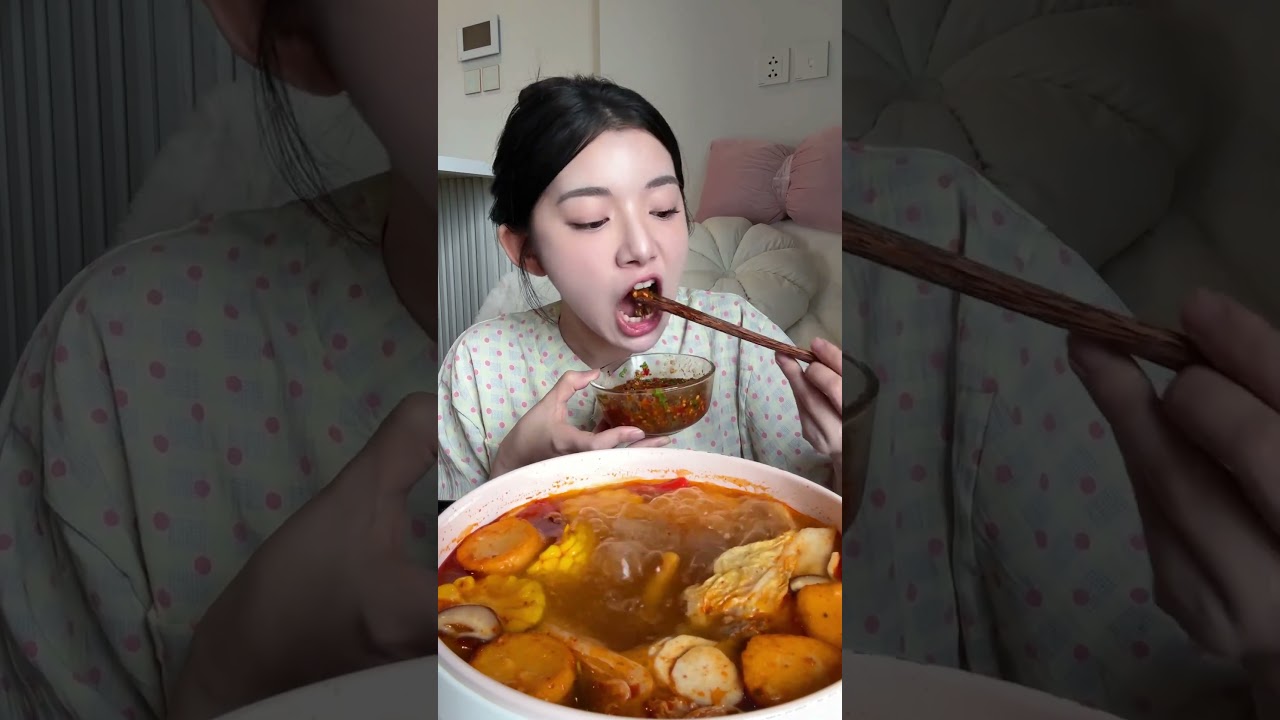 Quỳnh Trương Mukbang Tại Gia 🔥🍲🦀 Lẩu Haidilao #food #quynh truong #mukbang