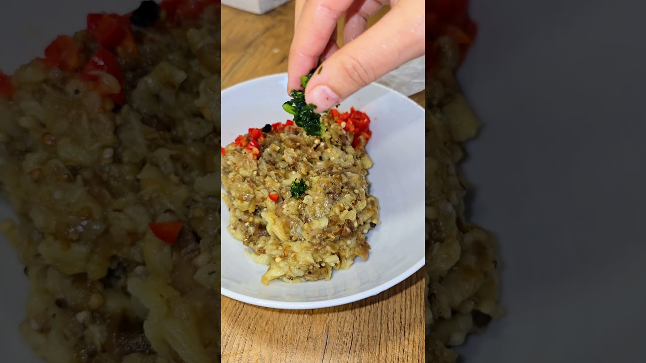 من نهار ذقته فالمطعم التركي🍆🌶 حمقني. طريقة بذنجان لذيذة جدا#وصفات #bonnecuisine #food #مقبلات_لذيذة