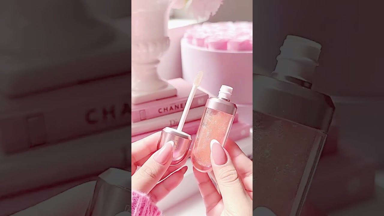 #lipgloss #lipstick #aesthetic #shortsfeed #beauty #kbeauty #beautyproducts #shorts #reels #asmr