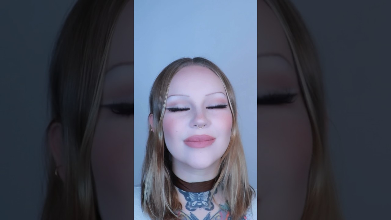 i love makeup 🚬