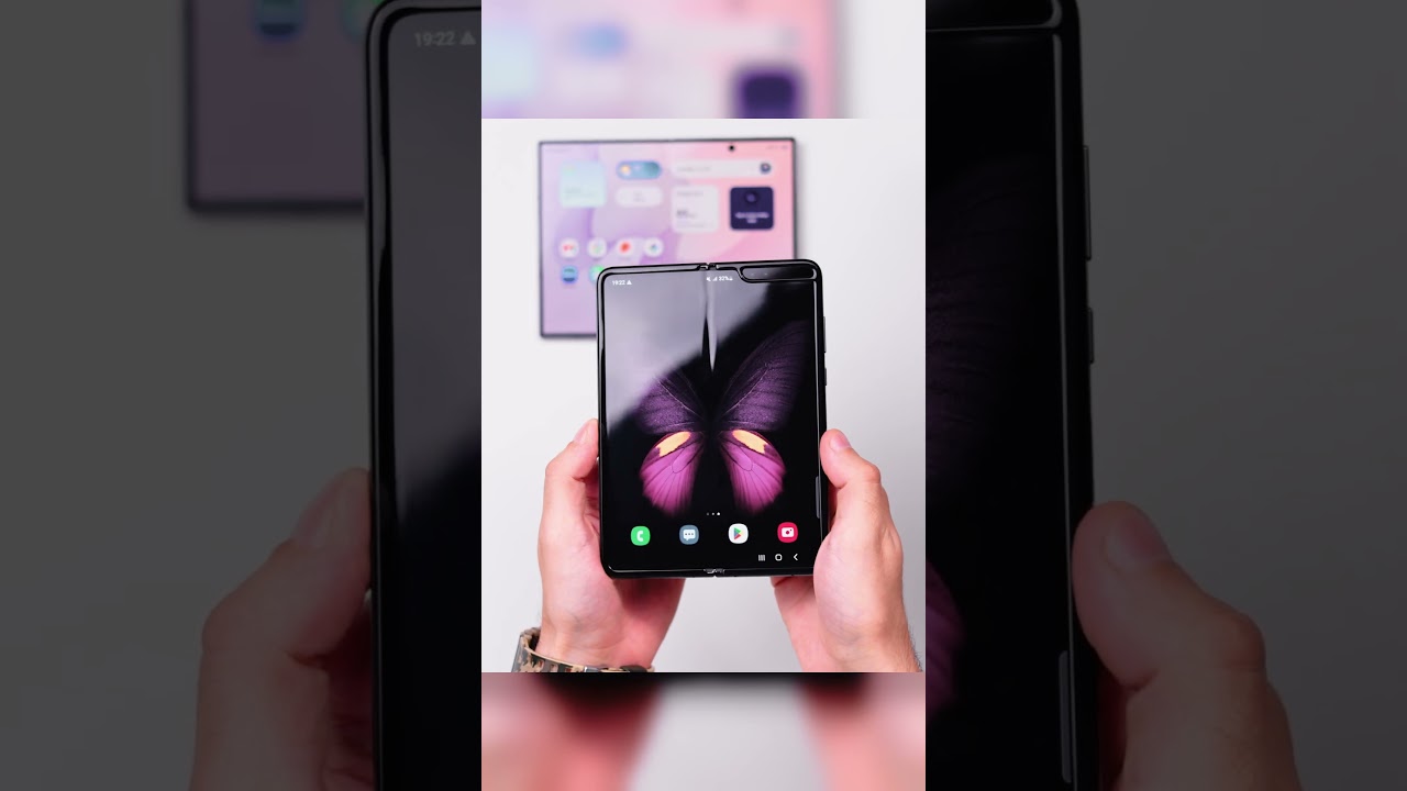 Galaxy Z Fold 8 vs Galaxy Z Fold 1