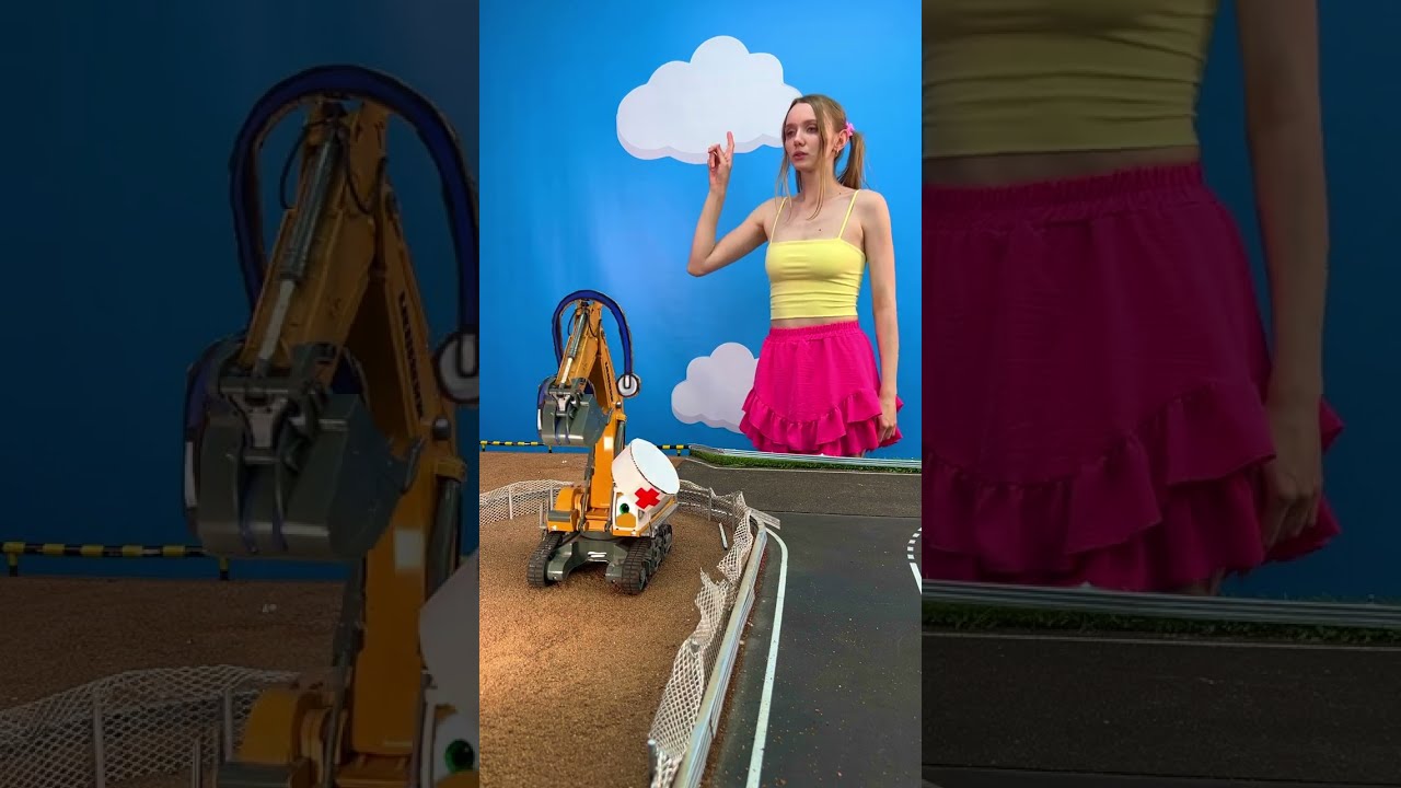Dance girl and Excavator #fyp