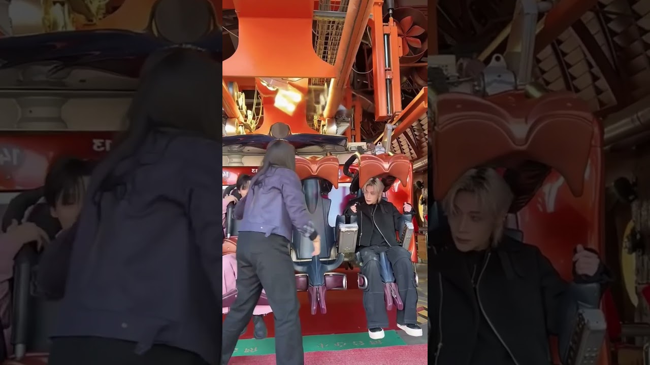 She Had the Perfect Seat Plan! 😂🎢