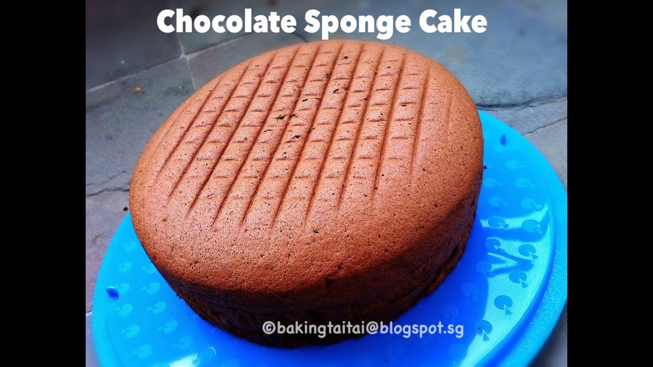 Chocolate Sponge Cake 巧克力海绵蛋糕 by Baking Taitai