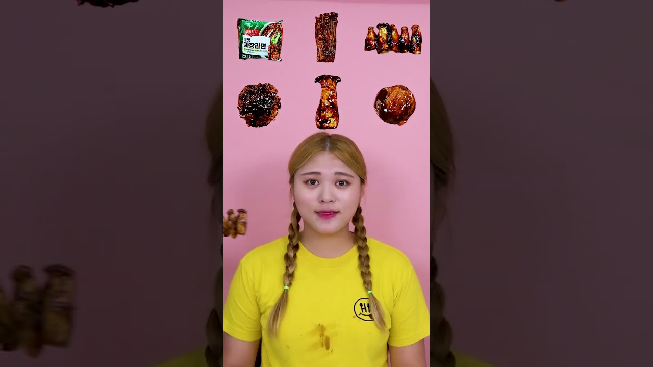 하이유의 랜덤 불닭 짜장 버섯 먹방! Random BLACK BEAN NOODLES food MUKBANG #tiktok #Shorts  |  HIU 하이유