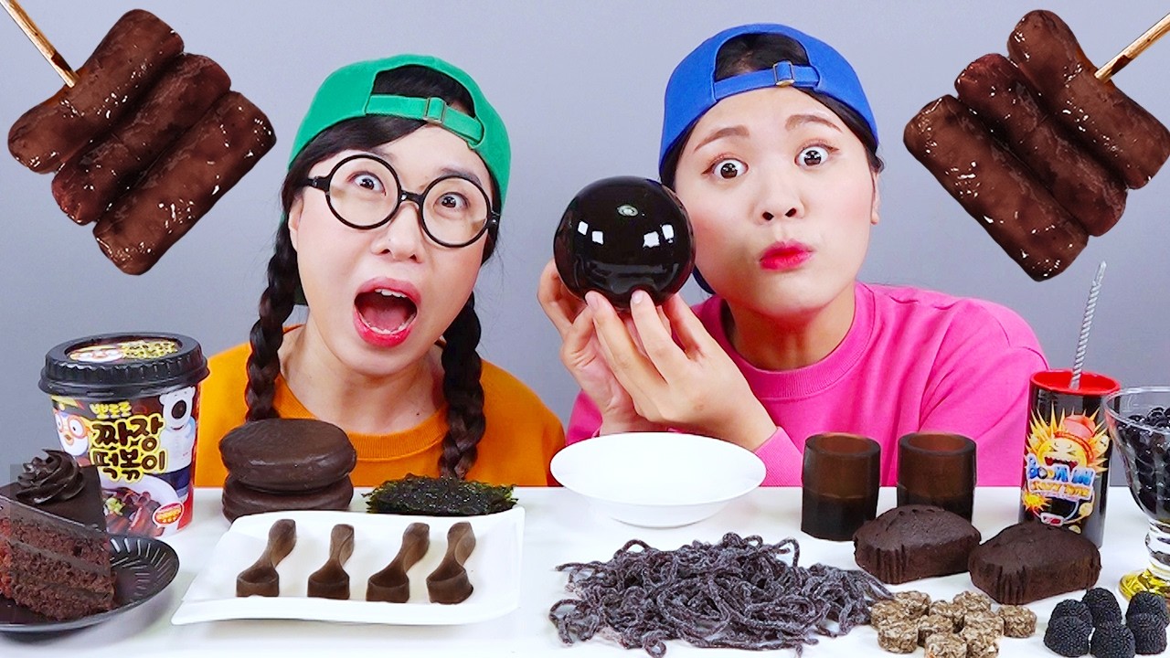 Toko serba ada Makanan Hitam Kue Cokelat Jeli Mukbang DONA