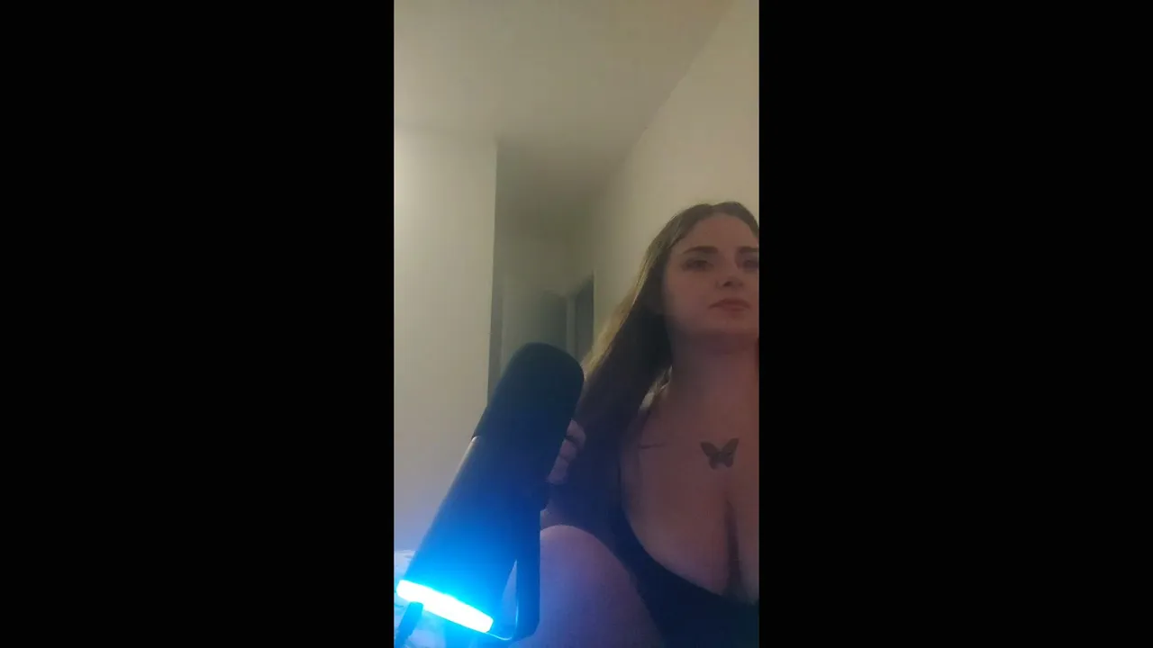 live de 24h honneur à jp
(venez bander sur le live ) don de 5 euro je suce un object